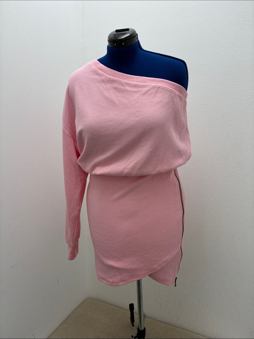 One-Shoulder Pink Dress with Side Zip